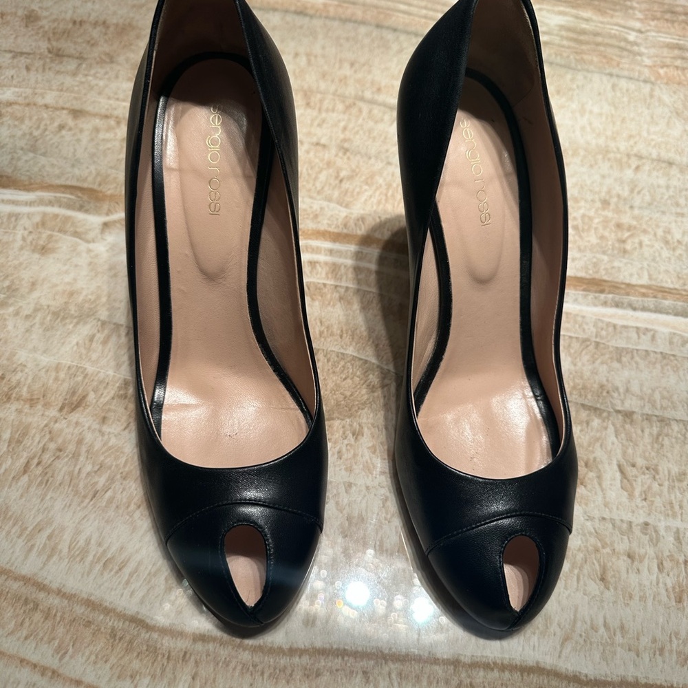 Elegant Black Peep-Toe Women's Shoes
